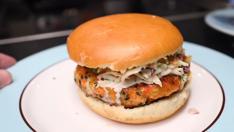 Serve the Easy Grilled Salmon Burgers